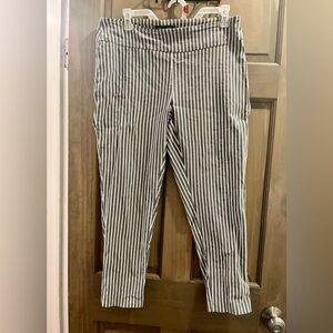 Stretchy skinny leg striped pants
